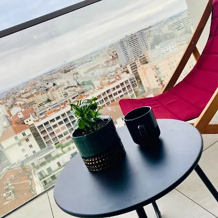 Bel-mod Bugey - Belvedere Moderne Apartment